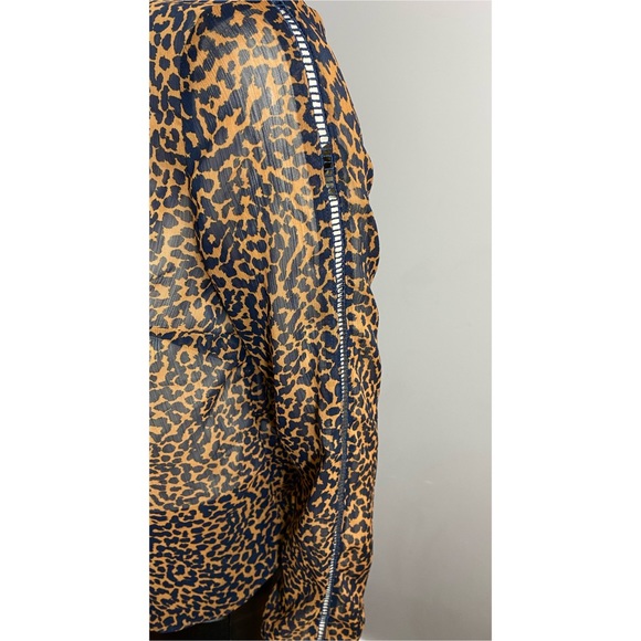 Banana Republic Knit Keyhole Animal Print Blouse - Picture 9 of 16